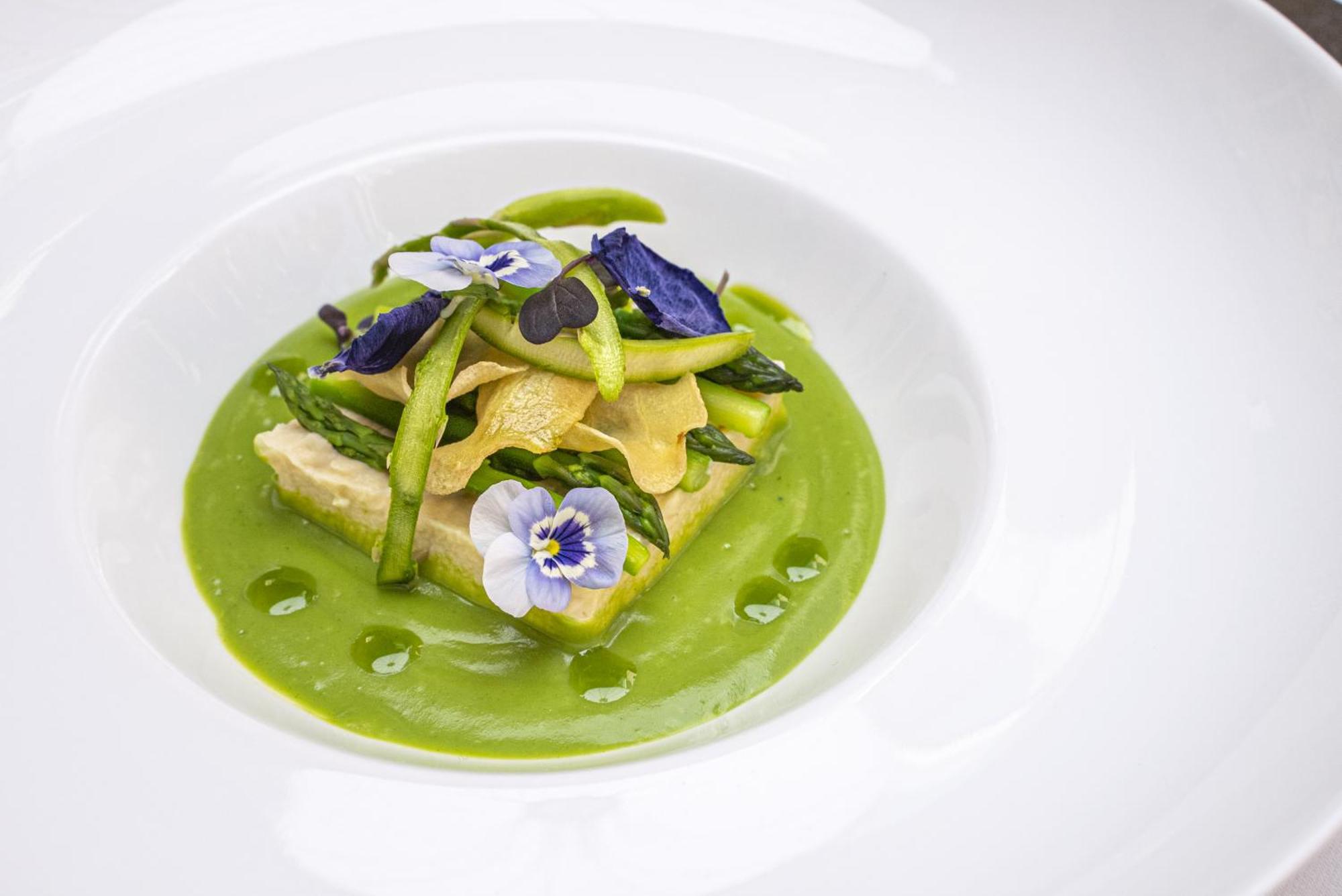 فيلنيوس فندق ريليه آند شاتو ستيكلياي المظهر الخارجي الصورة A dish by Heston Blumenthal